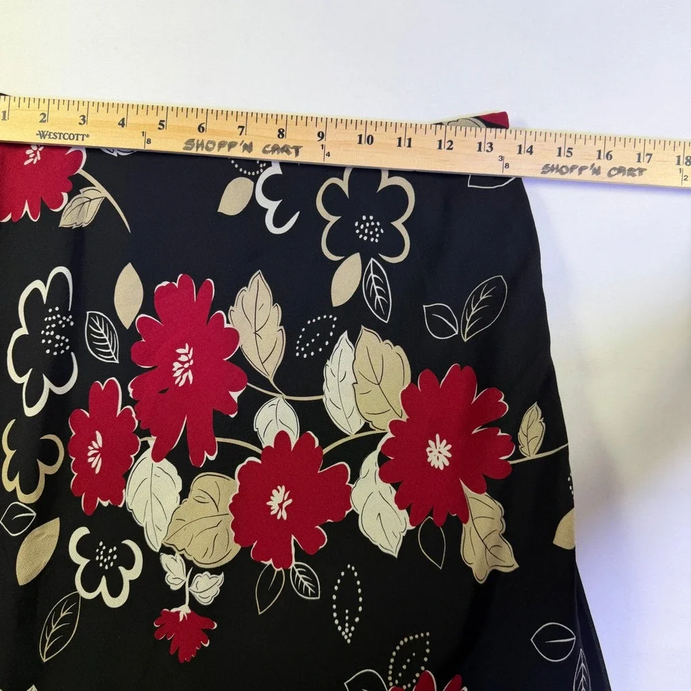 Ann Taylor Petites 100% Silk 2 Piece Skirt Set Floral Black Red V-Neck Size 6P